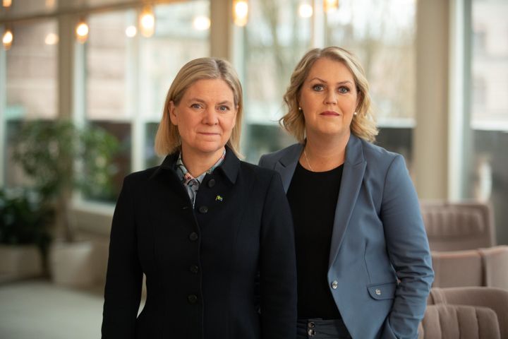 Magdalena Andersson och Lena Hallengren. Foto: Socialdemokraterna