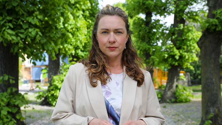 Om regeringen menar allvar med att stoppa gängkriminaliteten måste de börja med att stärka de verksamheter som fångar upp unga i riskzonen. Veronica Magnusson, förbundsordförande Vision.