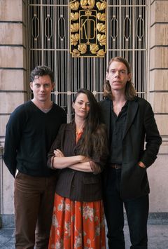 Rasmus Luthander, Annika Nyman och Gustav Englund på pressträff Dramaten 2025