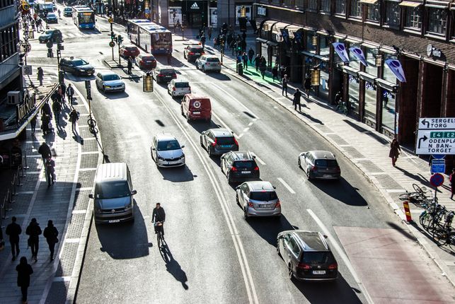 Svensk Handel och Visita välkomnar upphävandet av miljözon 3 i Stockholm