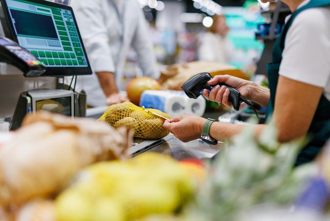 Svensk Handels nya rapport Läget i handeln uppskattar bortfallet till 24 miljarder kronor för dagligvaruhandeln under perioden 2026–2035.