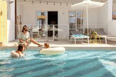 Sunwing Kallithea Beach på Rhodos där Ving kan erbjuda rum med egen Splash Pool för de allra minsta gästerna