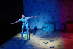 Vem där? Unga Operan 2025. Jonatan Davidsson. Foto: Kungliga Operan/Emmalisa Pauly