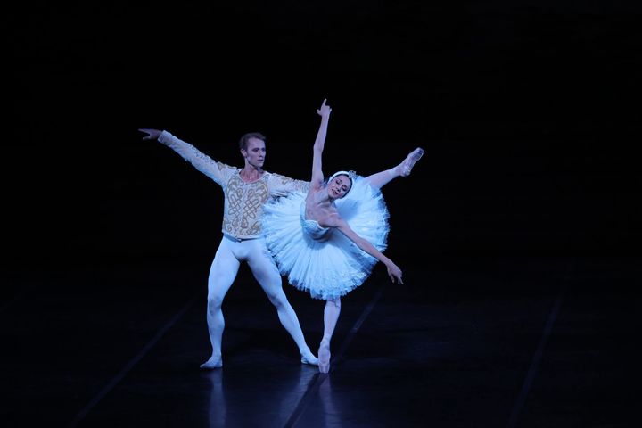 Nicoletta Manni och Timofej Andrijasenko i Svansjön.