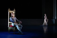 Svansjön, Kungliga Baletten 2025. Dmitry Zagrebin. Foto: Kungliga Operan/Håkan Larsson