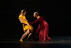 Julia & Romeo, Kungliga Baletten 2026. Emily Slawski och Nathalie Nordquist. Foto: Kungliga Operan/Håkan Larsson