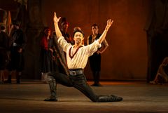 Le Corsaire, Kungliga Baletten 2026. AdiLiJiang Abudureheman. Foto: Kungliga Operan/Håkan Larsson