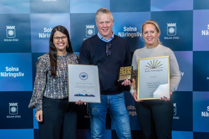 Sara Kukka-Salam tillsammans med Greger Larsson och Annelie Wigren