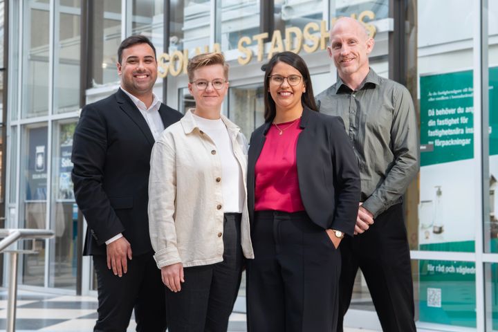 Fr. vänster: Omer Khan (V), Indra Karreskog Rehbinder (C), Sara Kukka-Salam (S), Martin Marmgren (MP)