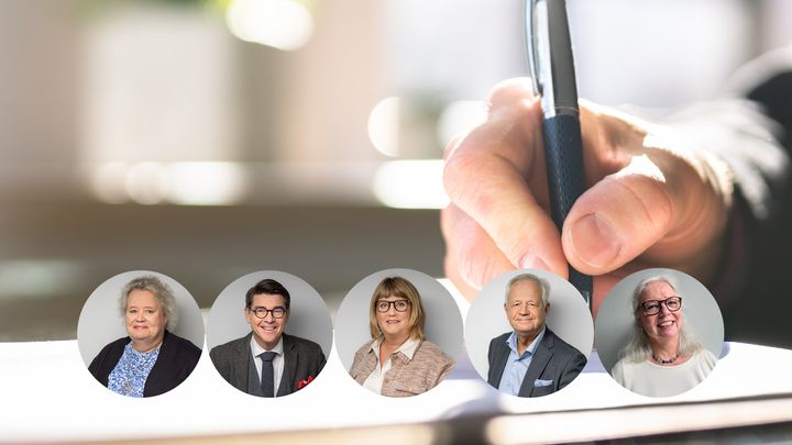 Skao har tecknat avtal med arbetstagarorganisationerna för alla anställda inom Svenska kyrkan. Skaos förhandlingsdelegation fr. v: Cecilia Herm, Sten Lycke, Ylva LInghult, Peter Sparrfors, Kersti Johnson.