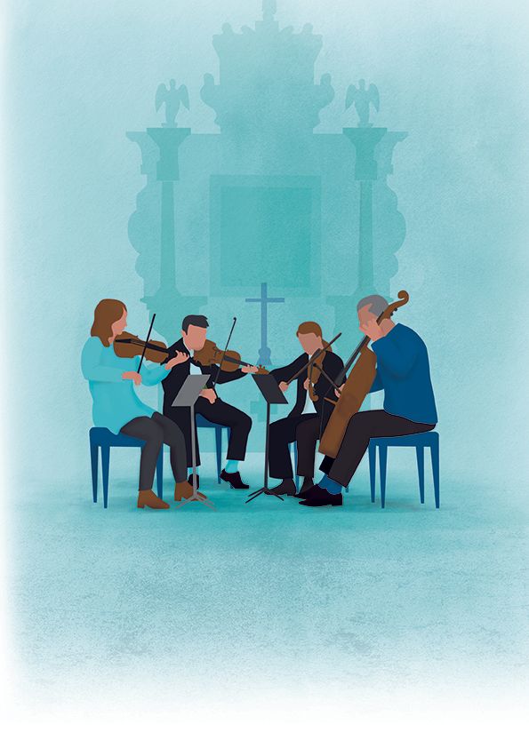 Fyra musiker spelar stråkinstrument framför ett kyrkoaltare. Tre personer spelar fiol och en spelar cello. I bakgrunden syns ett kors och kyrkoarkitektur i blåa toner.