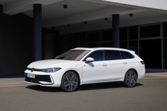 Nya Passat Sportscombi R-Line.