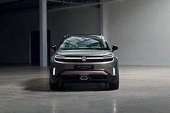 ID. CROSS Concept är 1 839 mm bred och 1 588 mm hög.