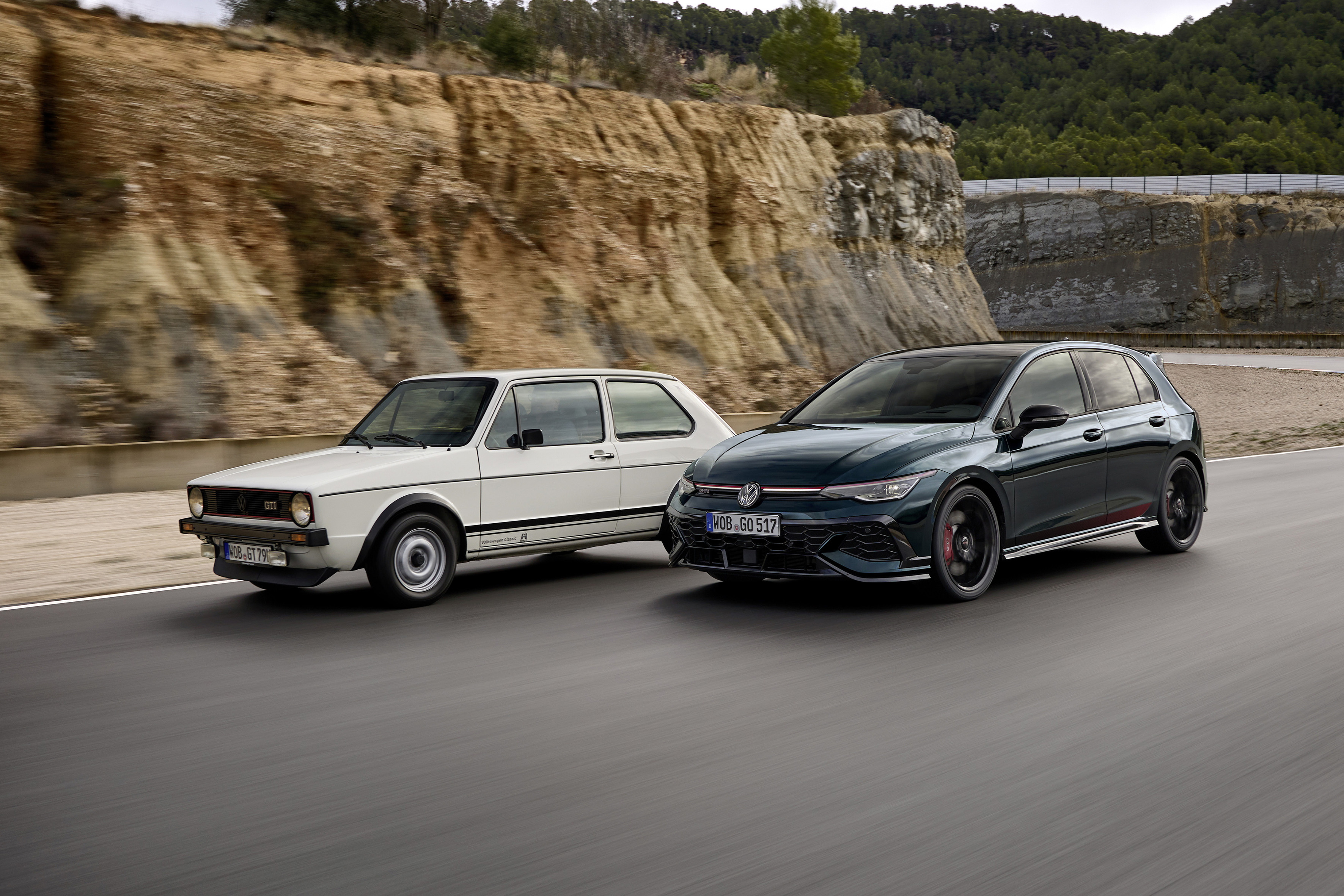 Volkswagen firar Golf GTI 50 år på entusiastträffen Bug Run