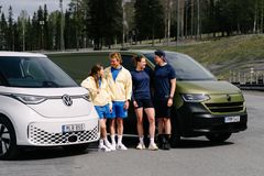 De svenska världsstjärnorna bjuder på sig själva i Volkswagen Samboduellen.