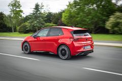 GTI-läget: Med en knapptryckning ställs alla driv- och chassiparametrar in för maximal sportighet.