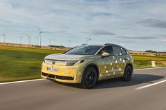Nya ID. Tiguan i kamouflerad version.