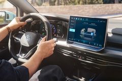 Drivsystemet har tre driftlägen som aktiveras automatiskt av bilen beroende på användningsprofil.