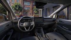 Digital Cockpit Pro, fristående infotainmentskärm på 12,9 tum och induktiv mobilladdning på 25 W är några tydliga nyheter på Caddy Cargo modellår 2027