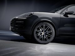 Porsche Cayenne Black Edition