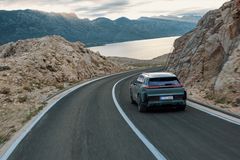 Porsche Cayenne Electric