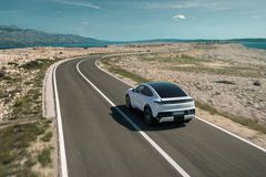 Porsche Cayenne S Coupé Electric