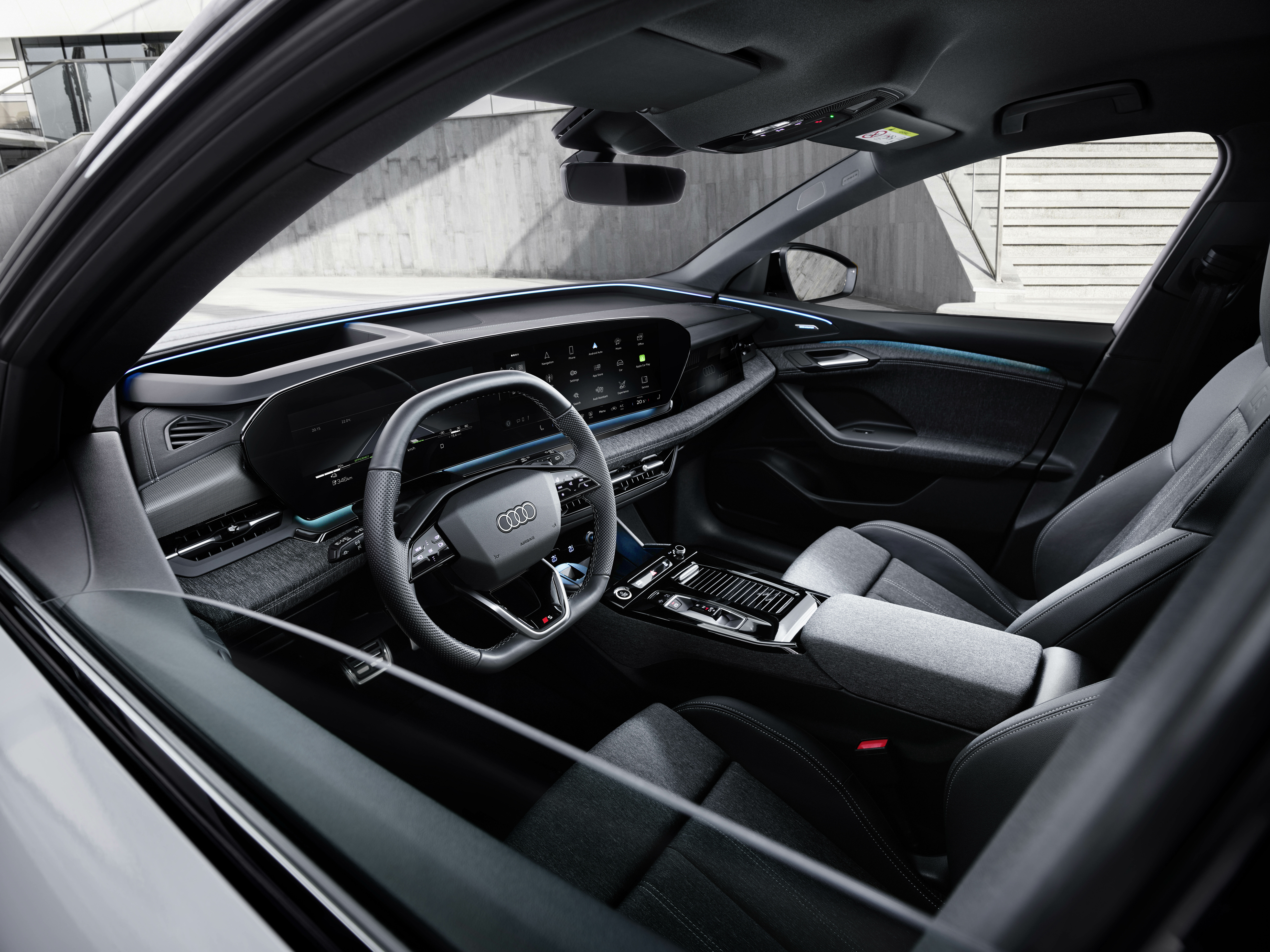 Audi Q6 e-tron först med märkets nya designfilosofi för interiören