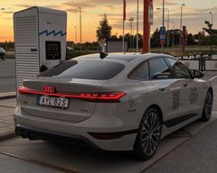 Audi A6 Sportback e-tron quattro på väg mellan Ystad och Haparanda i SECC