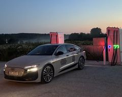 Audi A6 Sportback e-tron quattro på väg mellan Ystad och Haparanda i SECC