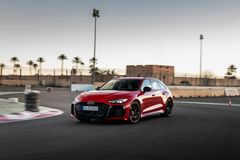 Nya Audi RS 5 Avant i ett första test i Marocko