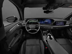 Navigationskarta i förarvyn, passagerardisplay med bluetooth, självlärande röstassistenten Audi Assistant