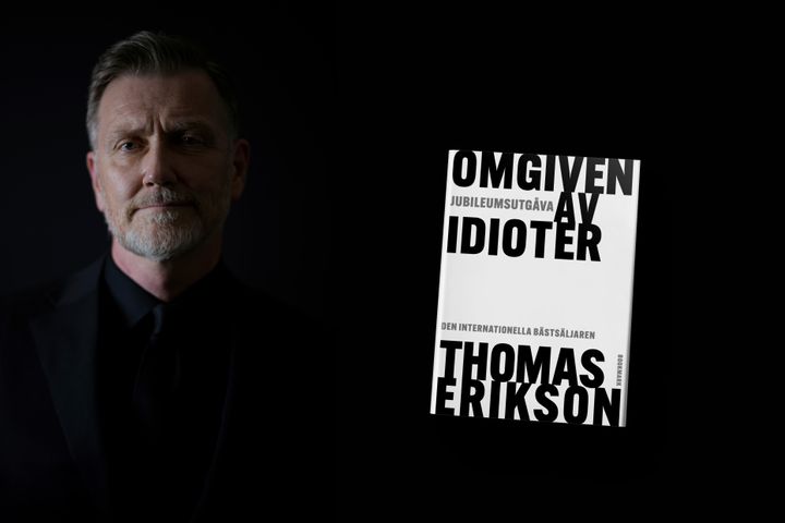 Omgiven av idioter av Thomas Erikson släpps den 8 november. Foto: Maria Östlin.