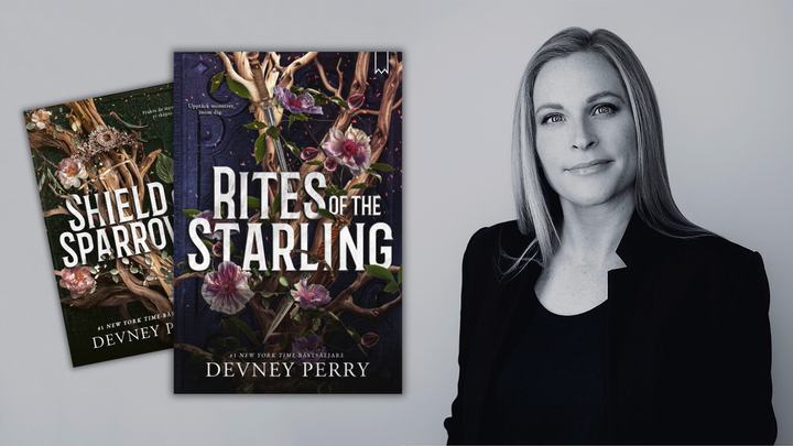 Svartvitt foto av person bredvid två bokomslag, "Shield of the Sparrow" och "Rites of the Starling" av Devney Perry, prydda med blommotiv.