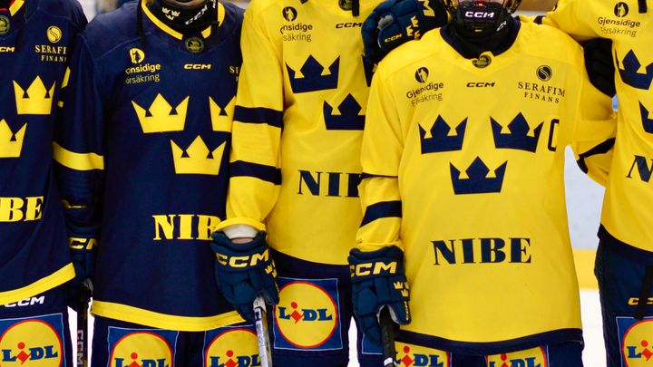 Ungdomsspelare i ishockeylandslag.
