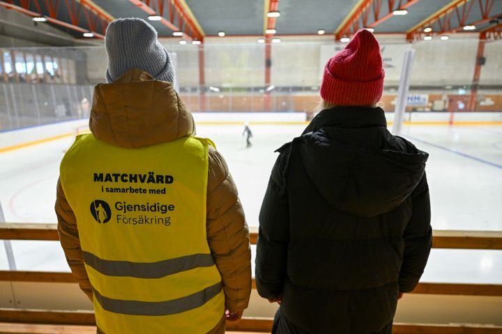 Svenska Ishockeyförbundet inför matchvärdar vid barn- och ungdomsmatcher