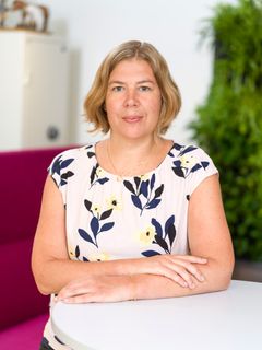 Porträtt av Anna Omazic.