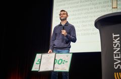 Hani Taha får Structorstiftelsens pris för bästa examensarbete inom trä, träprodukter och träbyggande 2025.