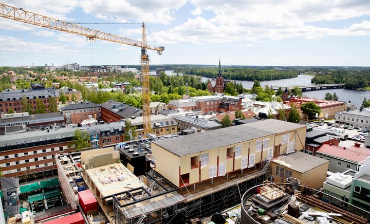 Utsläppen från byggfasen i Sverige har inte förändrats nämnvärt sedan 1990‑talet, samtidigt finns både teknik och verktyg för att bygga med lägre klimatpåverkan.