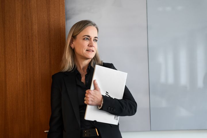 Det är ett välkommet trendbrott att företagen rapporterar bättre lönsamhet än normalt efter många tuffa år. Branschen ser ut att ha hittat en mer hållbar grund att stå på, säger Eva Glückman, vd för Grafiska Företagen.