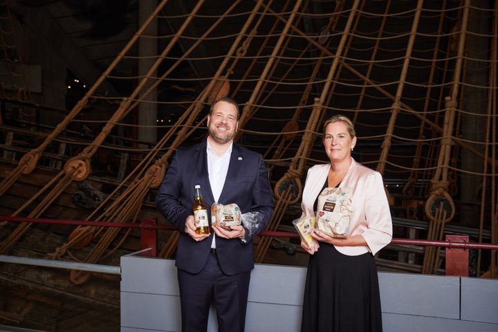 Jakob Josefsson, vd Lidl Sverige och Jenny Lind, museichef på Vasamuseet. Foto: Denise Lissert.