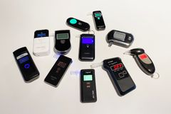 MHF Test Lab har gjort ett konsumenttest av alkomätare. Foto: MHF