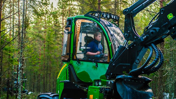 17 000 nya jobba i skogsbruket låter bra, men kan vara svårt att uppnå, säger Emma Terander chef arbetsmarknad Gröna arbetsgivare