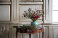 Blommor i Skogaholms herrgård.