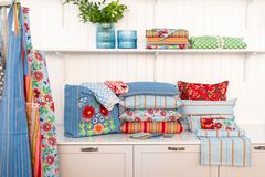 Skansenbutiken lanserar nya mönster – En hyllning till svensk textiltradition.