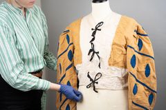 Skansen ökar takten i digitaliseringen av samlingarna – här plagg från de historiska vårfesterna.