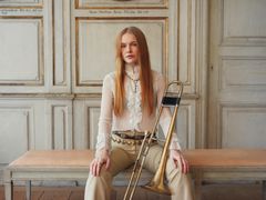 Tilde Schweitzer i Skogaholms herrgård på Skansen.