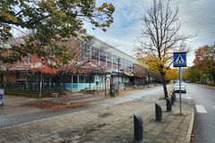 Fd Medborgarhuset på Centralvägen 9 invigdes 1962 och har inrymt många olika verksamheter genom åren.