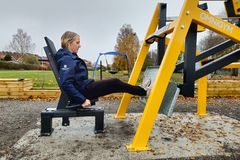 Benpress – Här tränar du lår och rumpa genom att sitta ner och pressa plattformen med benen.