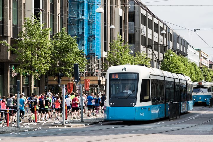 Kollektivtrafiken kör andra vägar än vanligt i helgen. Fotograf: Eddie Löthman.
