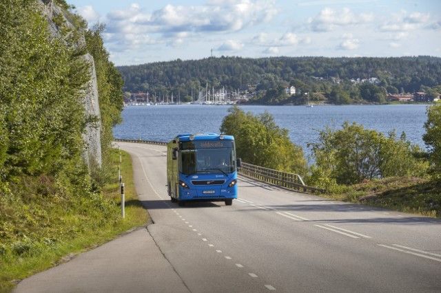 I augusti går kollektivtrafiken över till ordinarie tidtabell, vilket innebär tätare turer i kollektivtrafiken. Fotograf: Thomas Harrysson.